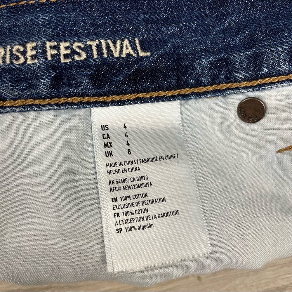 American Eagle Festival High Rise Embroidered Shorts Distressed - Picture 6 of 7